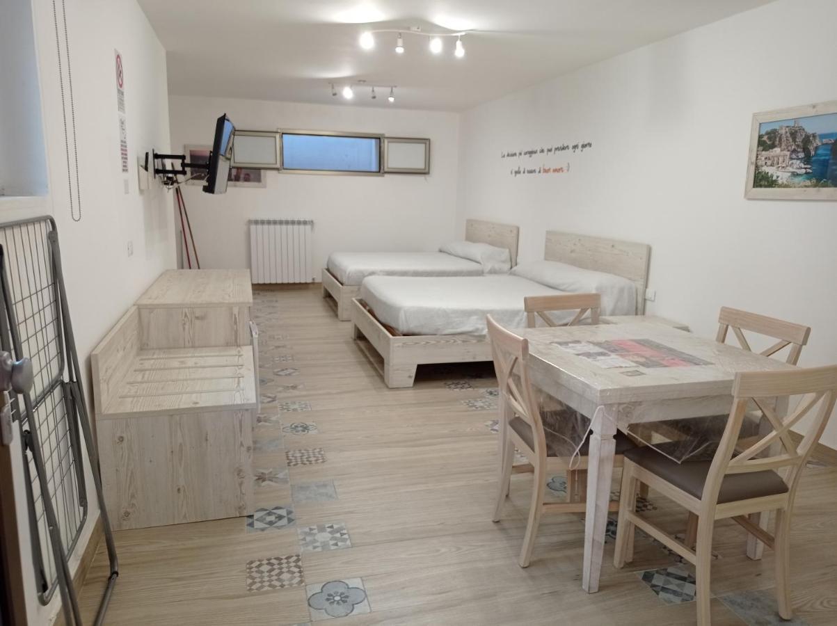 Sicily Rooms Appartamenti Carini Eksteriør bilde